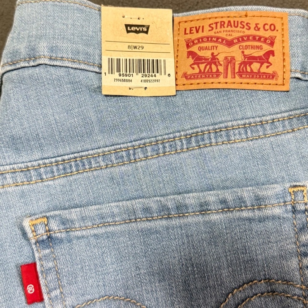 Levi's Mid Length Shorts‎ Denim Hypersoft Mid Rise Light Wash 8/29 - Picture 7 of 7